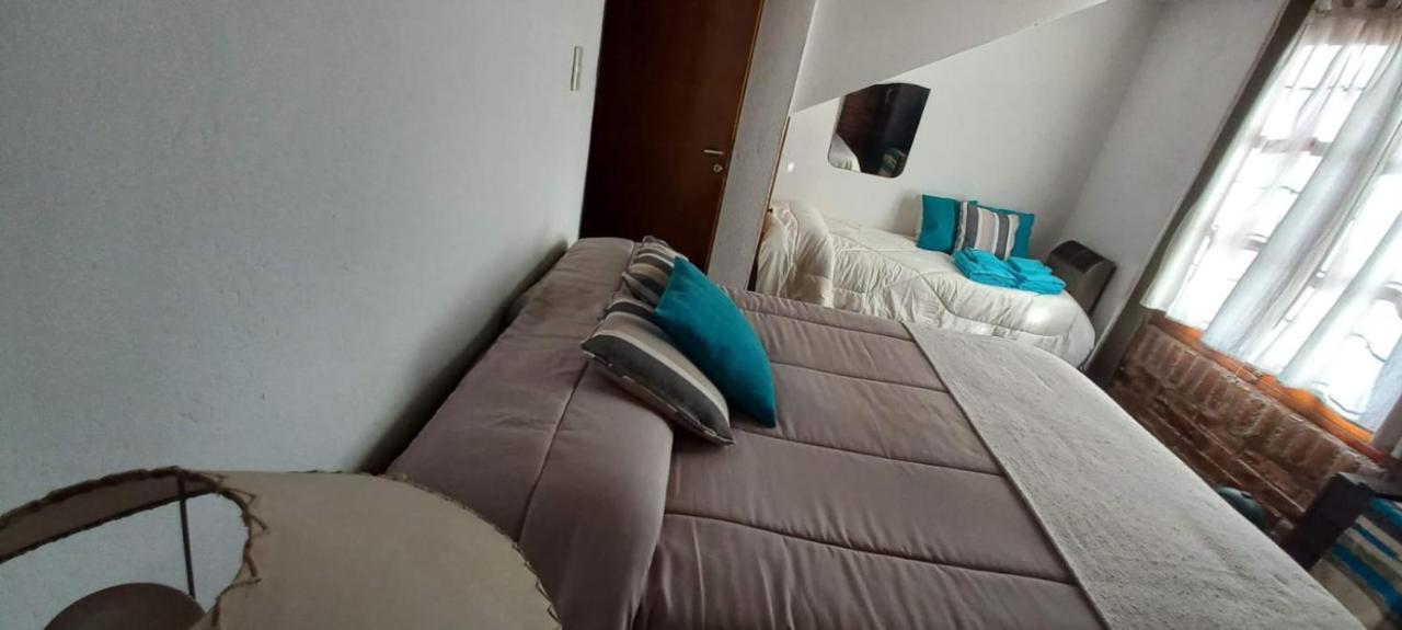 Casa Confortable - Parque Central - Estacionamiento, Patio, 3 Banos, 5 Habitaciones - La Cieneguita Buitenkant foto